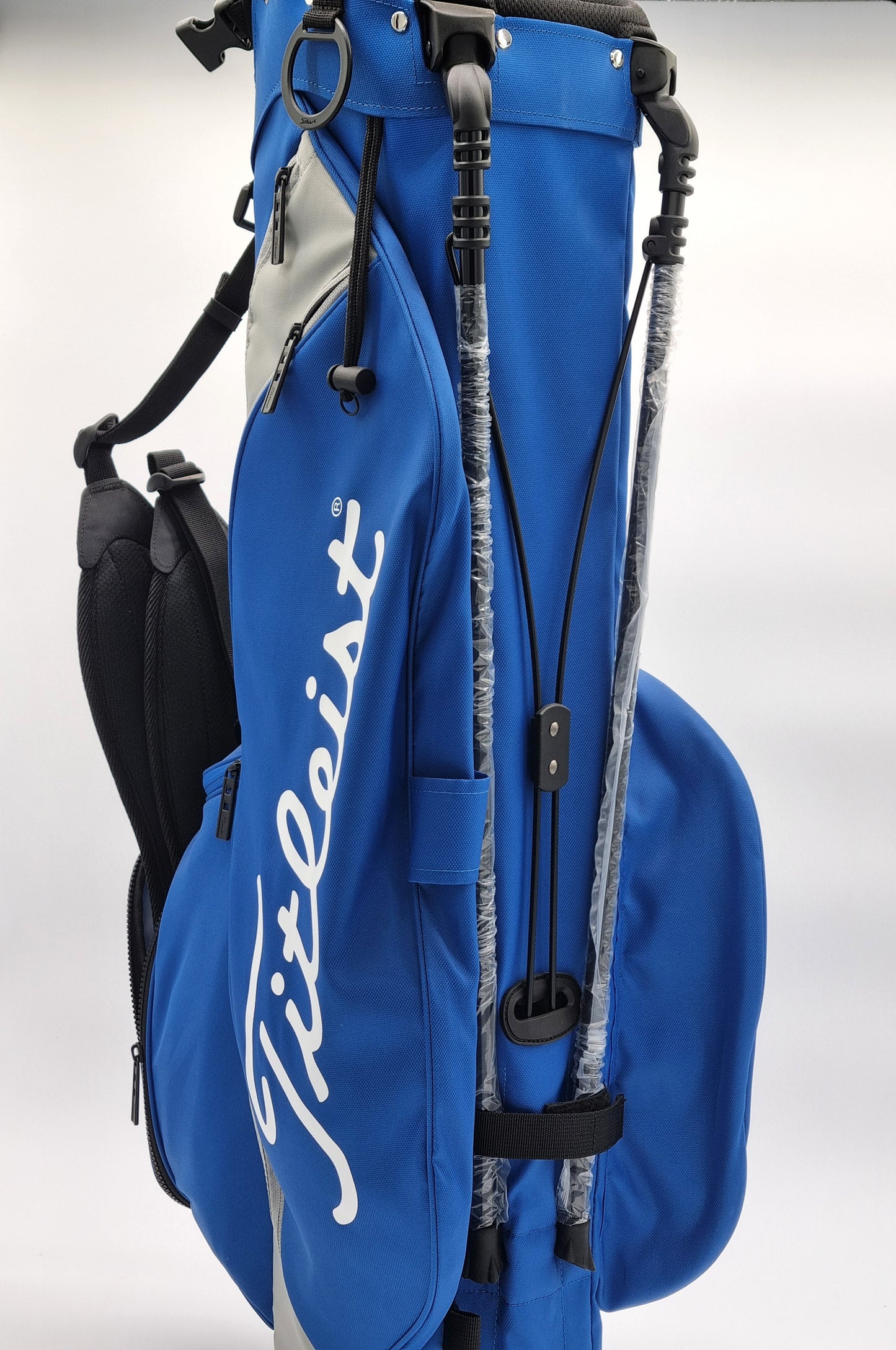 New - Titleist  Players 4 Stand Bag With Old Course St.Andrews Cresting Royal/Grey.